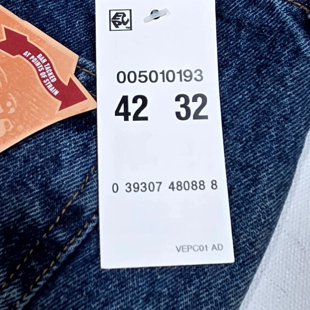 Levi's 501 Original Fit Jeans Mens 42x32 Blue Straight Leg Button Fly 005010193